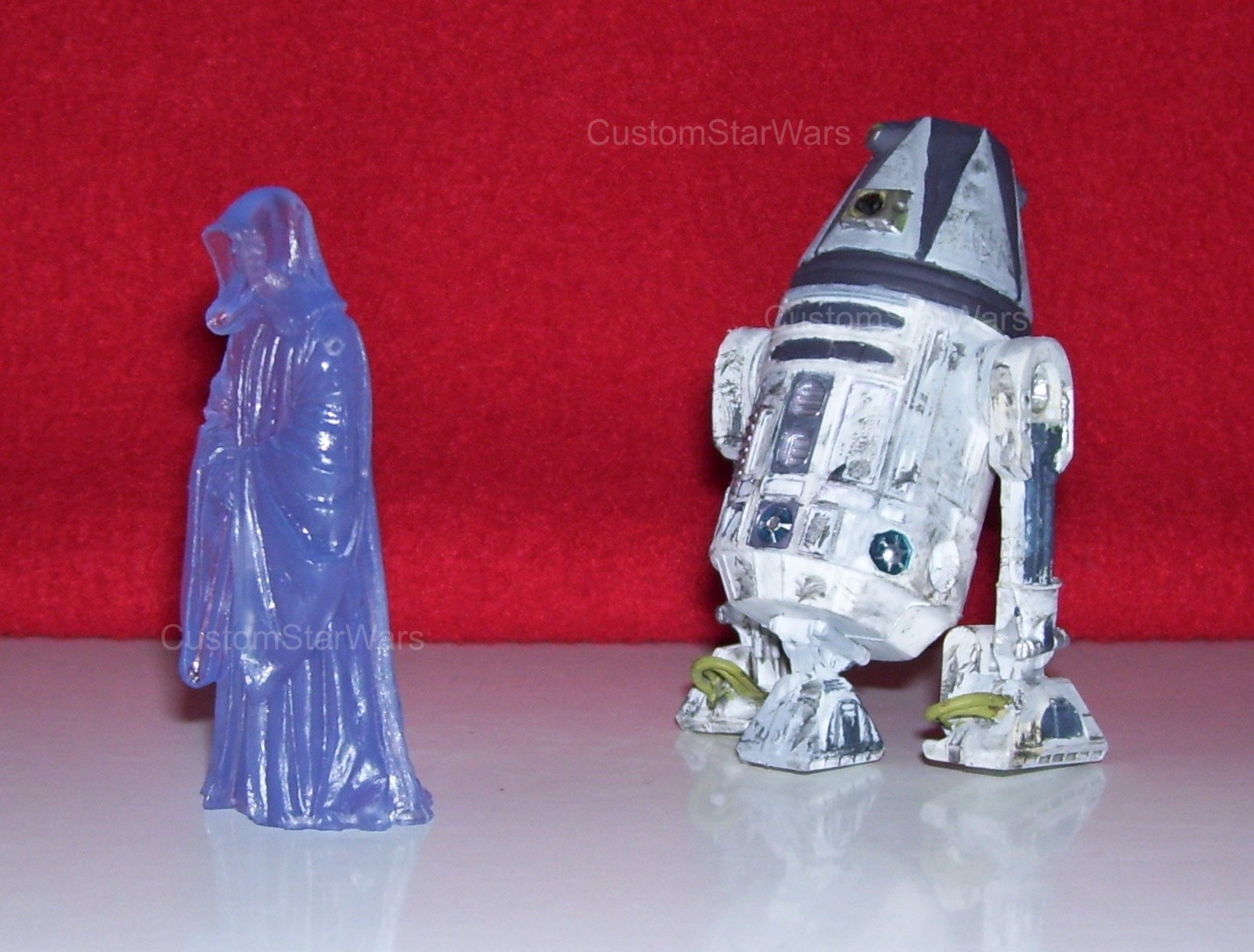 custom hologram kivetítő R4 egység figura balról